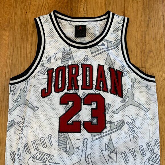 EUC Jordan All Over Print Youth Jersey Size MEDIUM 10/12 - Picture 13 of 14